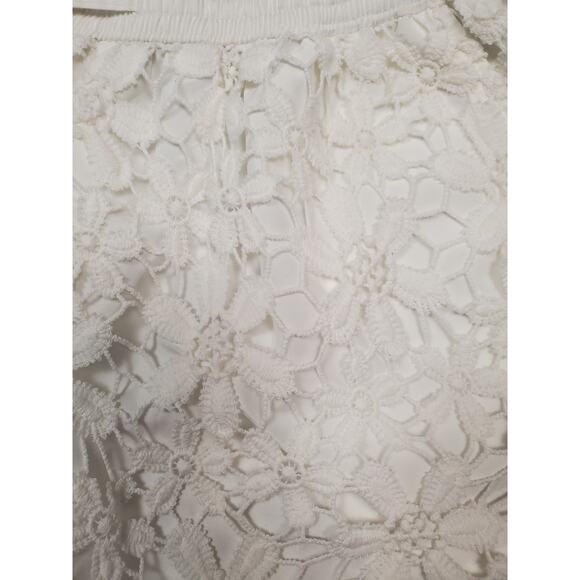 Women's Abercrombie S Drawstring Waist White Floral Crochet Shorts Festival - Picture 7 of 7